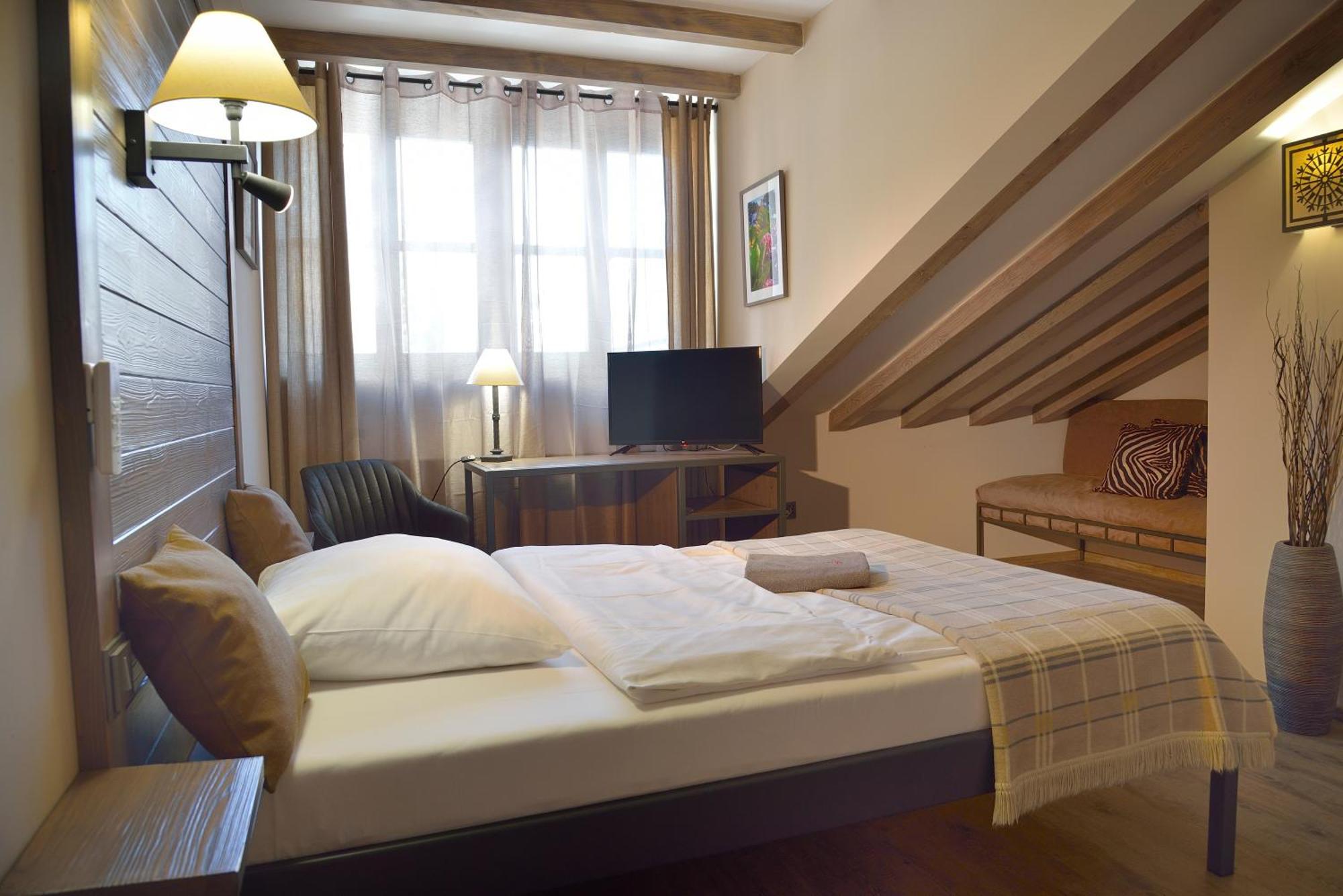 Hotel Via Ironia Vysoké Mýto Eksteriør billede