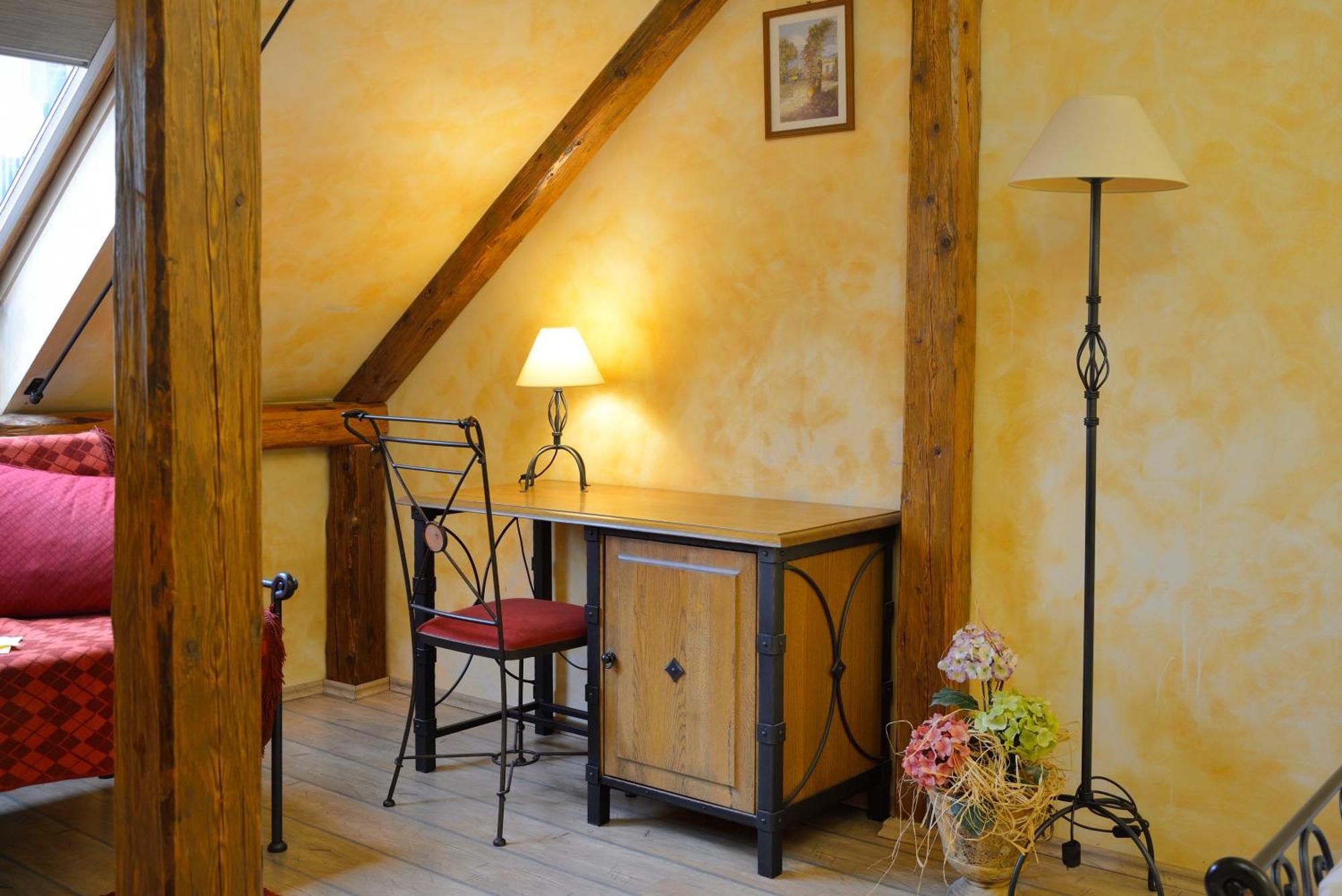 Hotel Via Ironia Vysoké Mýto Eksteriør billede