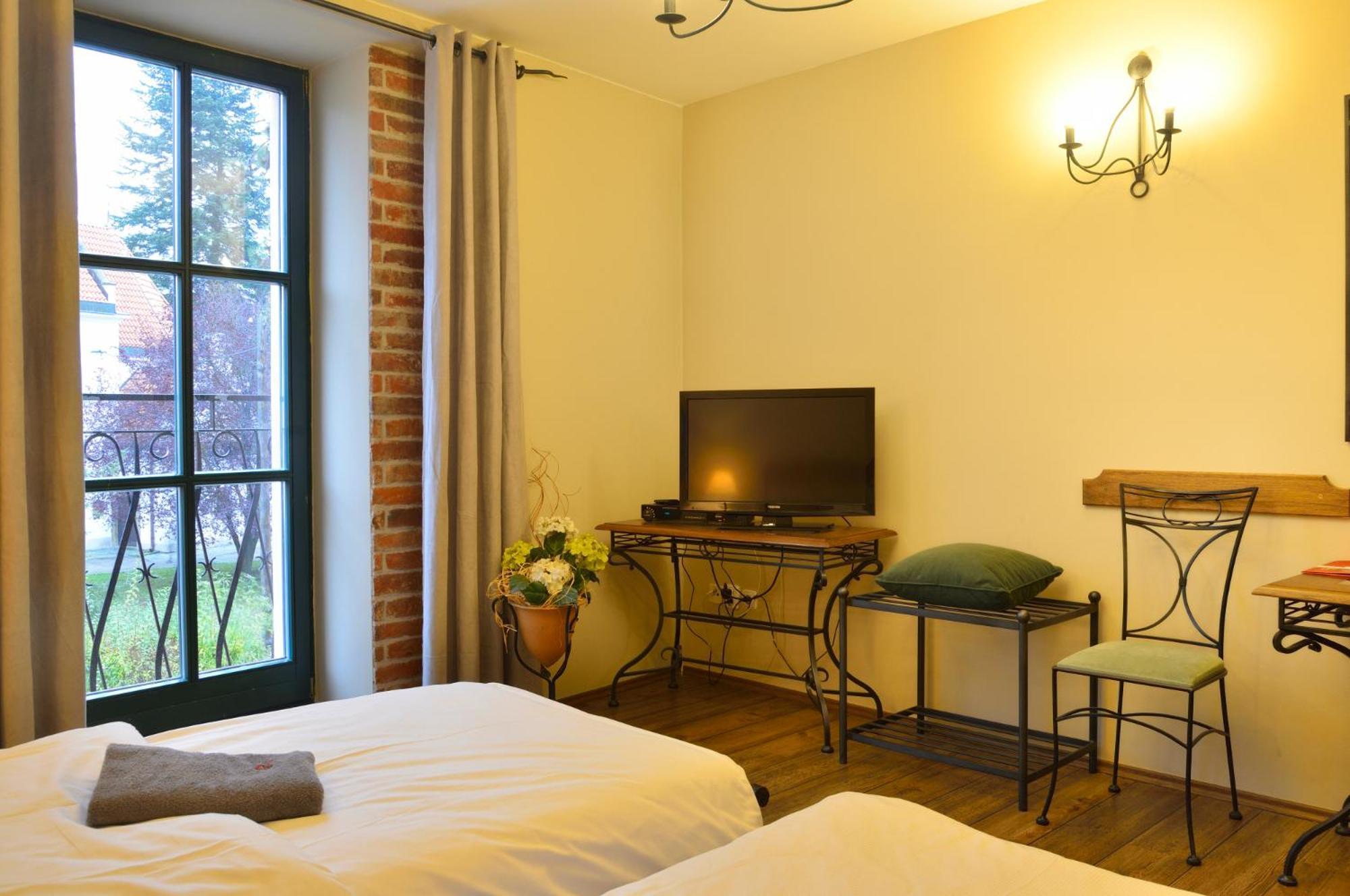 Hotel Via Ironia Vysoké Mýto Eksteriør billede