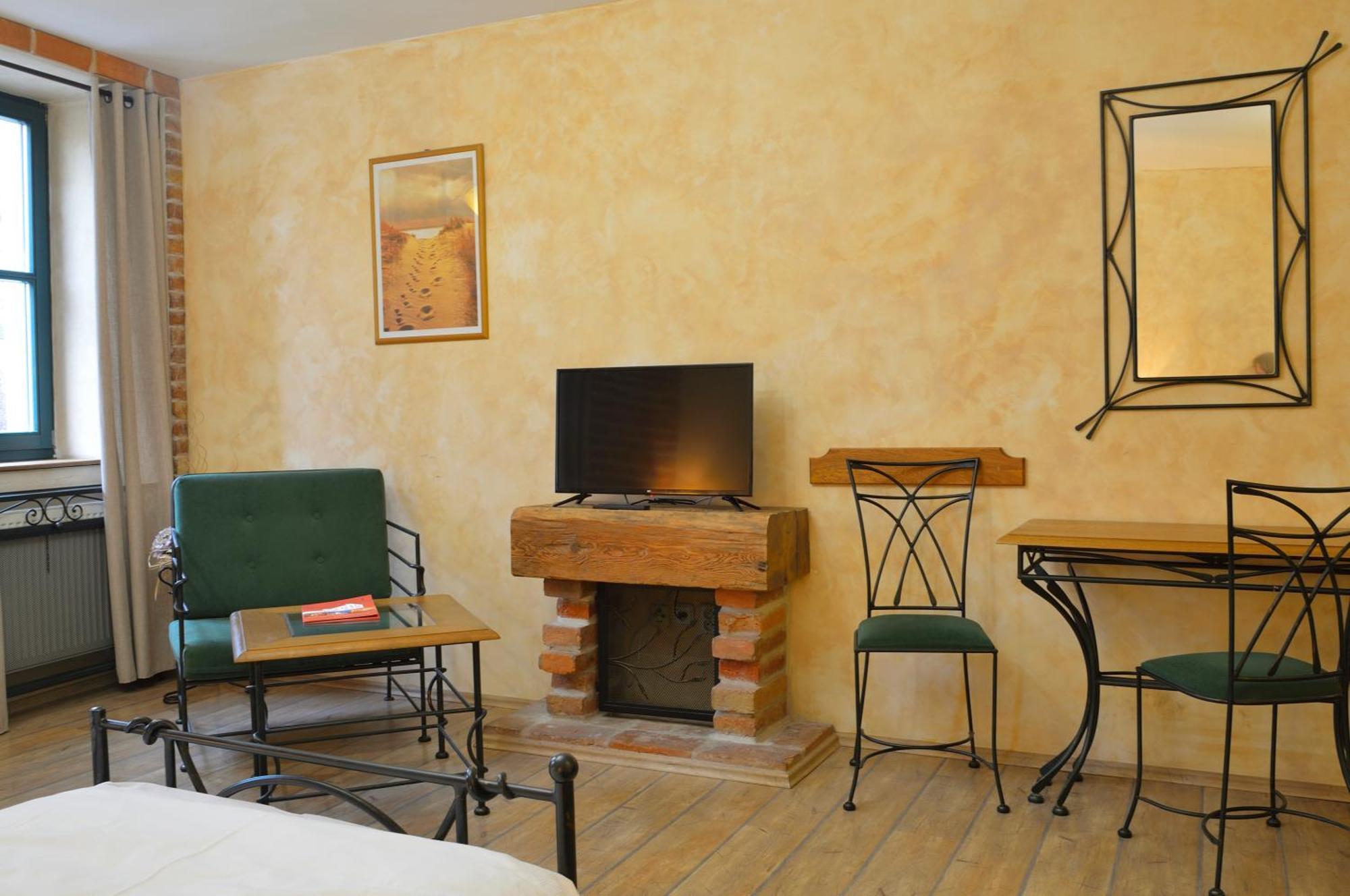 Hotel Via Ironia Vysoké Mýto Eksteriør billede